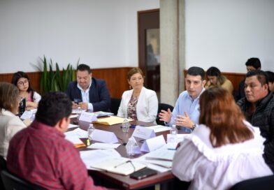 Dialoga Comisión de Gobernación con autoridades de Álamo Temapache