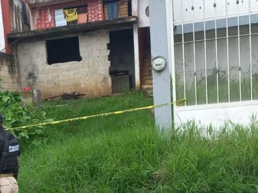 Hallan sin vida a hombre en situación de calle dentro de una casa abandonada