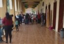 Habitantes de San Antonio Xoquitla toman palacio municipal de Ayahualulco por falta de obras.