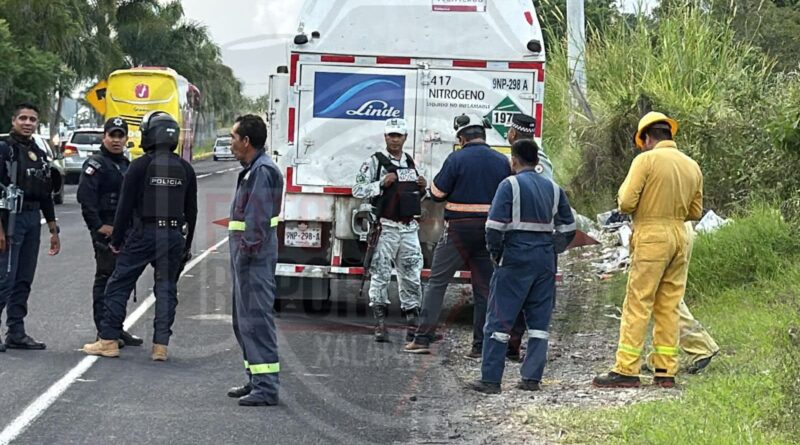 Fuga de nitrógeno en pipa moviliza a cuerpos de emergencia en El Lencero Fuga de nitrógeno en pipa moviliza a cuerpos de emergencia en El Lencero