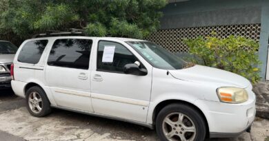 Retiro de “autos maceta” libera banquetas, mejora la movilidad y refuerza el orden en la ciudad, destaca Alcaldesa Maryjose Gamboa