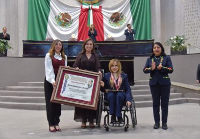 Entrega Congreso a María Luisa Bandala la medalla Adolfo Ruiz Cortines 2025