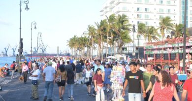 Registra ciudad de Veracruz gran afluencia turística el primer fin de semana de vacaciones