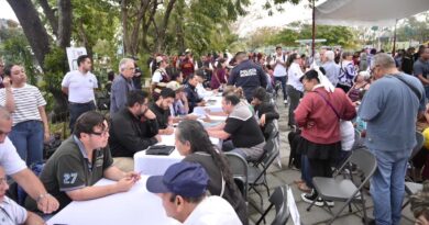 Cumple Ayuntamiento de Veracruz con acciones reales a ciudadanía en Lomas de Río Medio