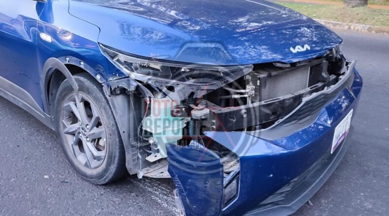 Accidente vehicular sobre Lázaro Cárdenas