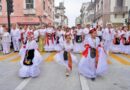 Magno Desfile de la Veracruzaneidad reúne a miles de jarochas y jarochos en el Centro Histórico