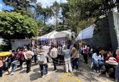 Sin acuerdo con el Gobierno: Sigue el paro de trabajadores del sector salud