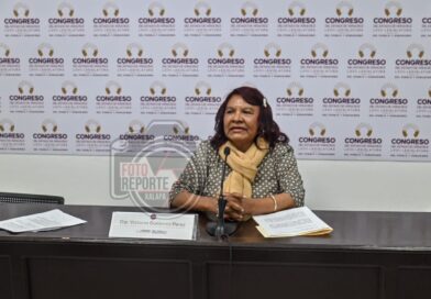 Diputada Victoria Gutiérrez sale en defensa de Nahle tras críticas de Atanasio García