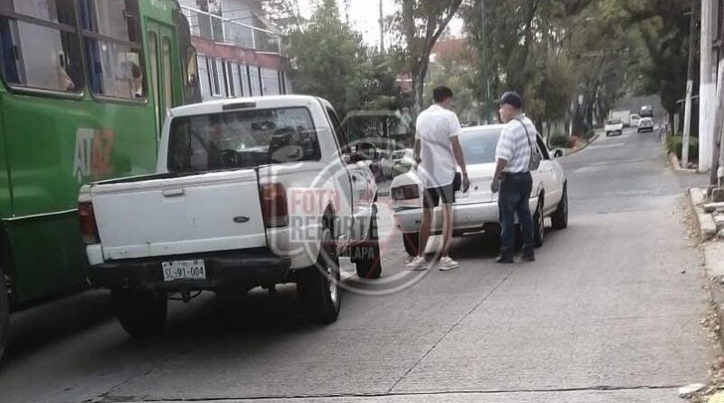 Percance vehicular en la zona de Américas