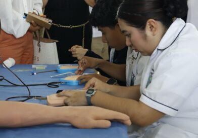 Valida Gobierno Federal actualización de plan de estudios de la Escuela de Enfermería de Coatepec