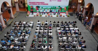 Reitera Daniela Griego su respaldo e impulso al deporte; realizó la entrega de materiales a centros escolares