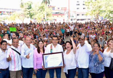 Veracruz tiene rumbo y dirección con Rocío Nahle: Esteban Bautista