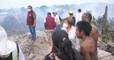Acude Rosa María a supervisar labores de combate a incendio en zona norte de la ciudad
