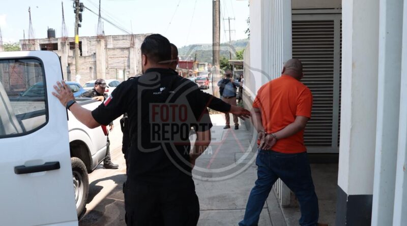 Ingresan a presunto implicado en triple homicidio de El Castillo al penal de Pacho Viejo