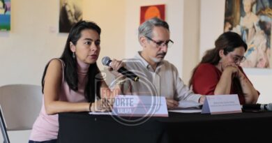 Buscan impulsar a artistas xalapeños con nuevo padrón cultural y acceso a espacios públicos