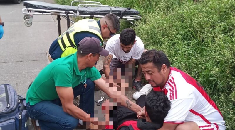 Motociclista derrapa y sufre fractura en Banderilla
