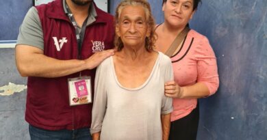 DIF Municipal de Veracruz logra reencuentro de adulta mayor con su familia
