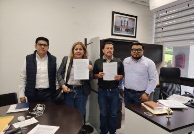 En el Congreso, firman acuerdos ediles de Camarón de Tejeda