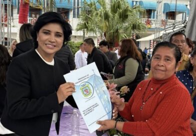 Más familias veracruzanas obtienen sus escrituras; 2026 podría superar cifras de 2025: Elízabeth Morales