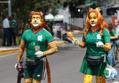 Afición invade las calles rumbo al debut de México en el Mundial