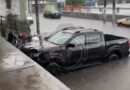 Automóviles vuelven a quedar atrapados en la zona de Plaza Museo