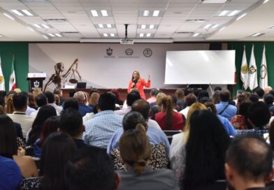 Capacitan a fiscales y jueces sobre audiencias concentradas y en bloque