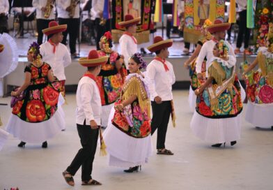 Rocío Nahle refrenda la hermandad entre Veracruz y Oaxaca en la Guelaguetza 
