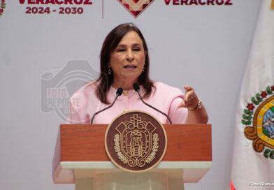 Nahle pide a alcaldes apoyar en traslado de libros de texto a comunidades