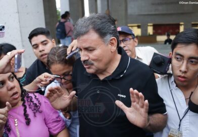 Alcalde de Úrsulo Galván abandona el Congreso antes de concluir la votación de su desafuero