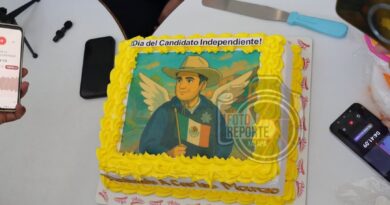 Con un pastel de Carlos Manzo, independientes conmemoran 14 años de lucha en Veracruz