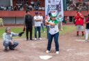 Autoridades municipales dan pelotazo inaugural del Octavo Torneo Metropolitano de Béisbol