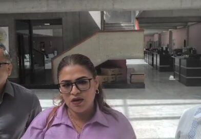 Juliana Ruiz asume la alcaldía de Ixhuatlán del Sureste tras notificación del Congreso