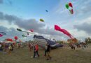 Cierra Coatzacoalcos el verano con papalotes, esculturas de arena y música del Súper Grupo Juárez