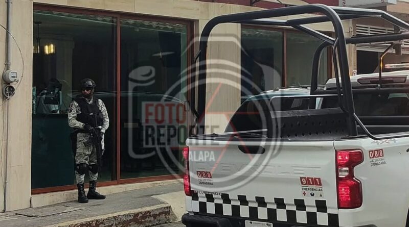 Operativo en hotel del centro de Xalapa; reportan una mujer detenida