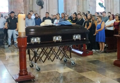 Río Blanco acompaña a Zenyazen Escobar en su último adiós