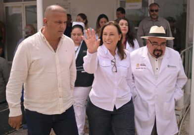 Nahle supervisa hospitales de Veracruz; revisa abasto, infraestructura y personal