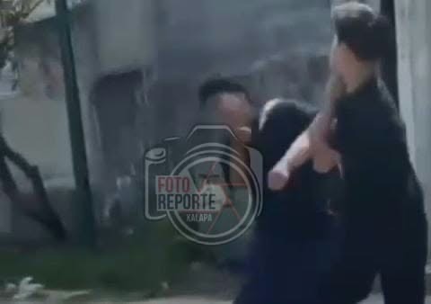 Se registra riña entre alumnos del COBAEV 66 en Lomas de Santa Fe