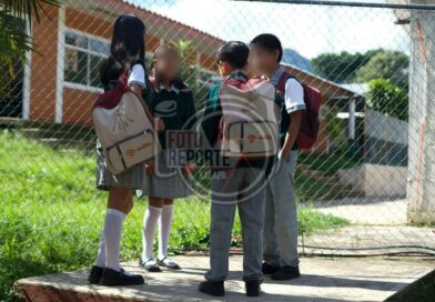 Proponen hasta cinco años de prisión por acusaciones falsas contra maestros en Veracruz