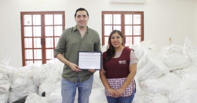 Refrenda Rosa María colaboración con empresarios en favor de las familias que más necesitan