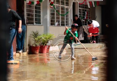 Lluvias y vientos dejan daños en 10 escuelas de Veracruz